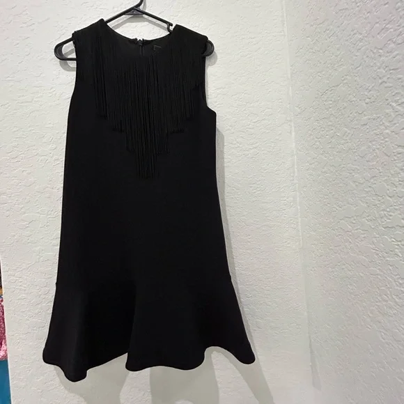 📚DROP⬇️ BCBGMAXAZRIA • Alyn Black
Fringe Trim Flounce Hem
Cocktail Dress • S - Picture 8 of 9
